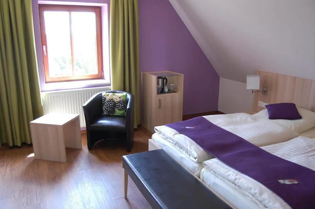 Gasthof Linden & Wildkrauterhotel Windelsbach Hotel